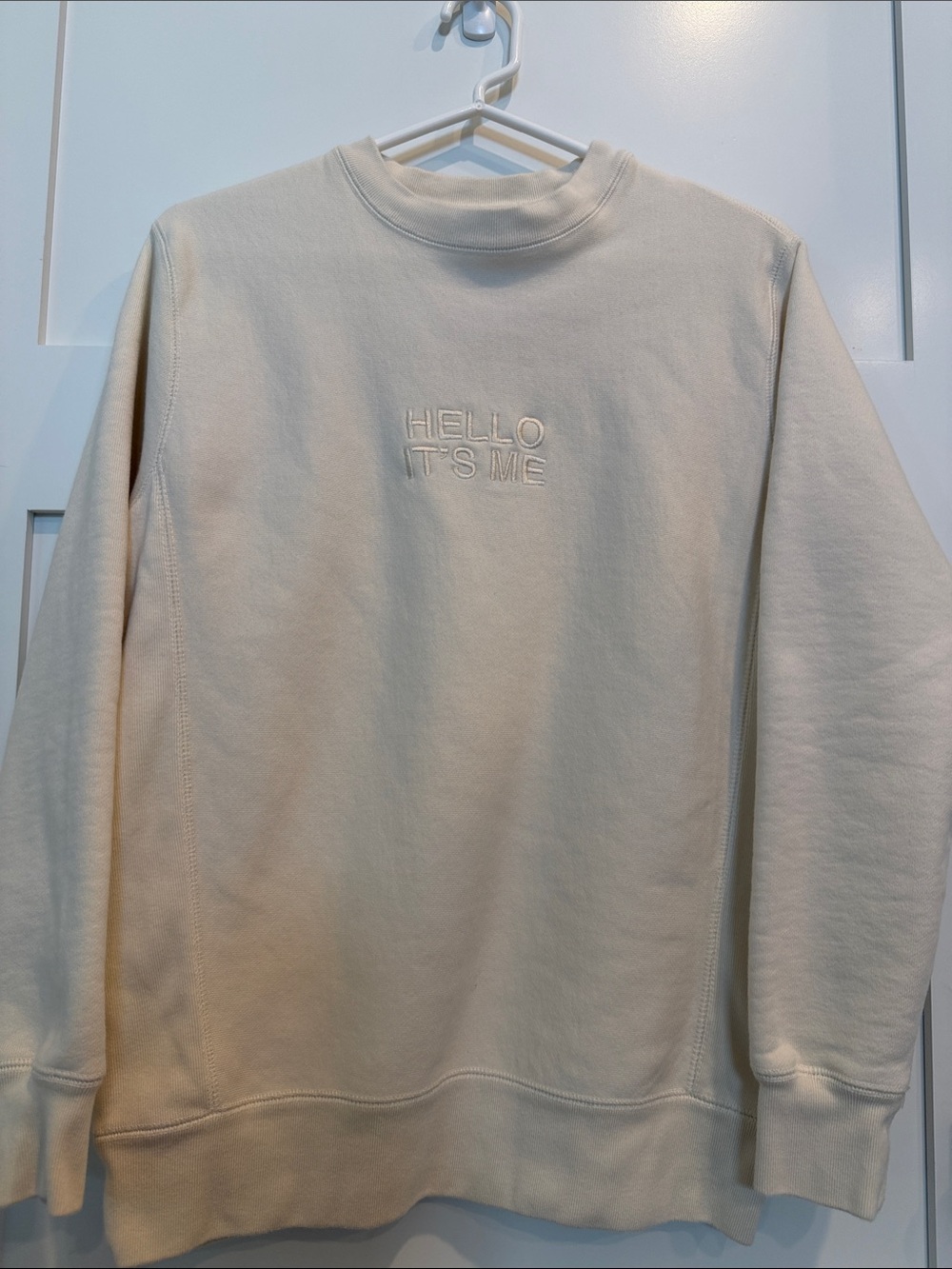 Cream Crewneck Sweatshirt with 'HELLO IT'S ME' Embroidery